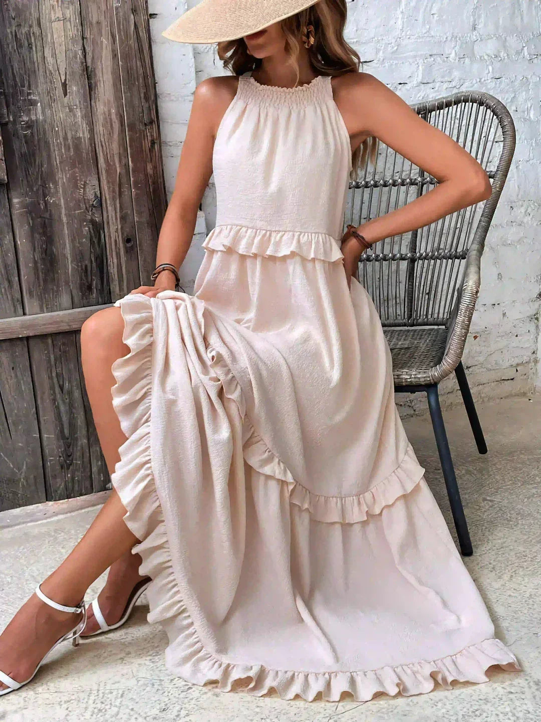 Lou | Elegantes ärmelloses Kleid mit Rüschen