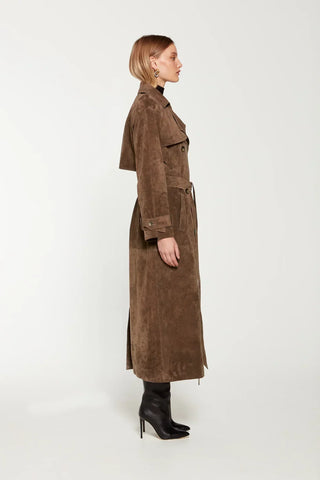 Eleganter langer Wildleder-Trenchcoat für Damen