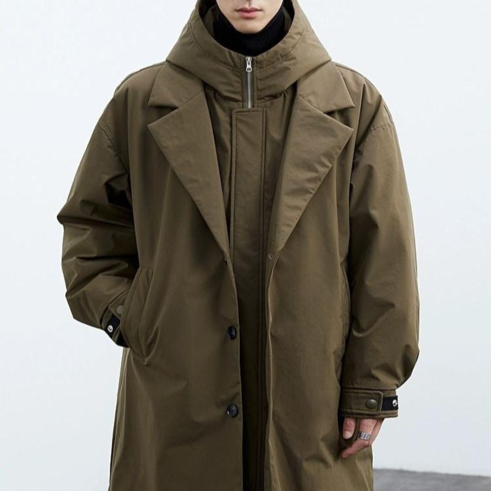 Wetterfeste Herrenjacke mit Kapuze